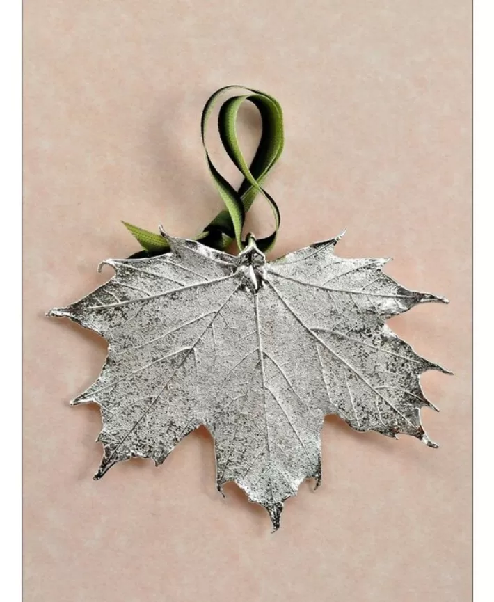 Silver Sugar Maple Leaf Ornament | Noel Eternel Clearance